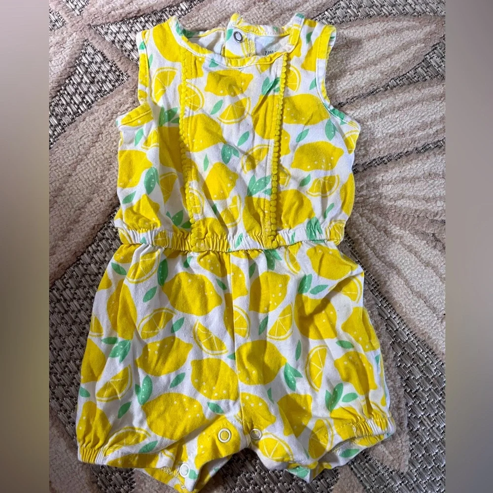 ⭐️ 5/$25⭐️ Carter's Yellow and Green Jumpsuit Romper 6M